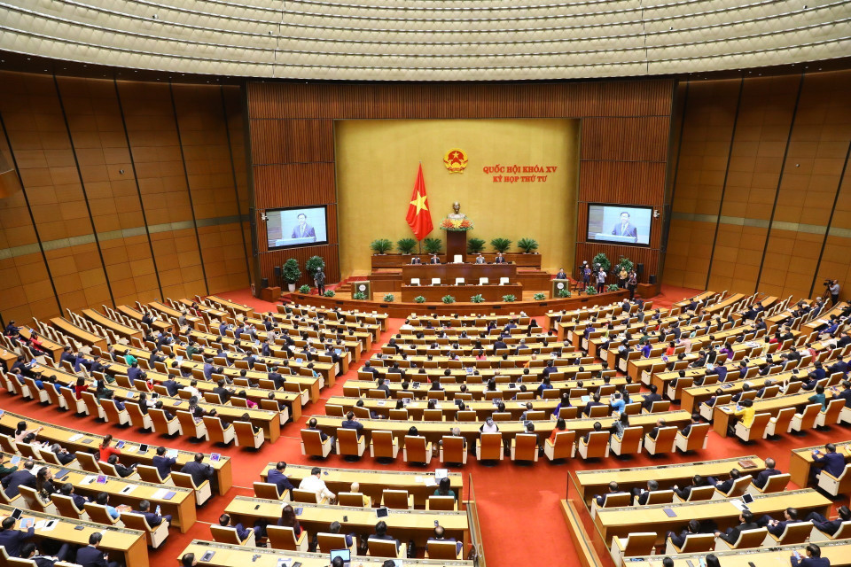 Chủ tịch Quốc hội Vương Đình Huệ phát biểu bế mạc kỳ họp. (Ảnh: Văn Điệp/TTXVN)