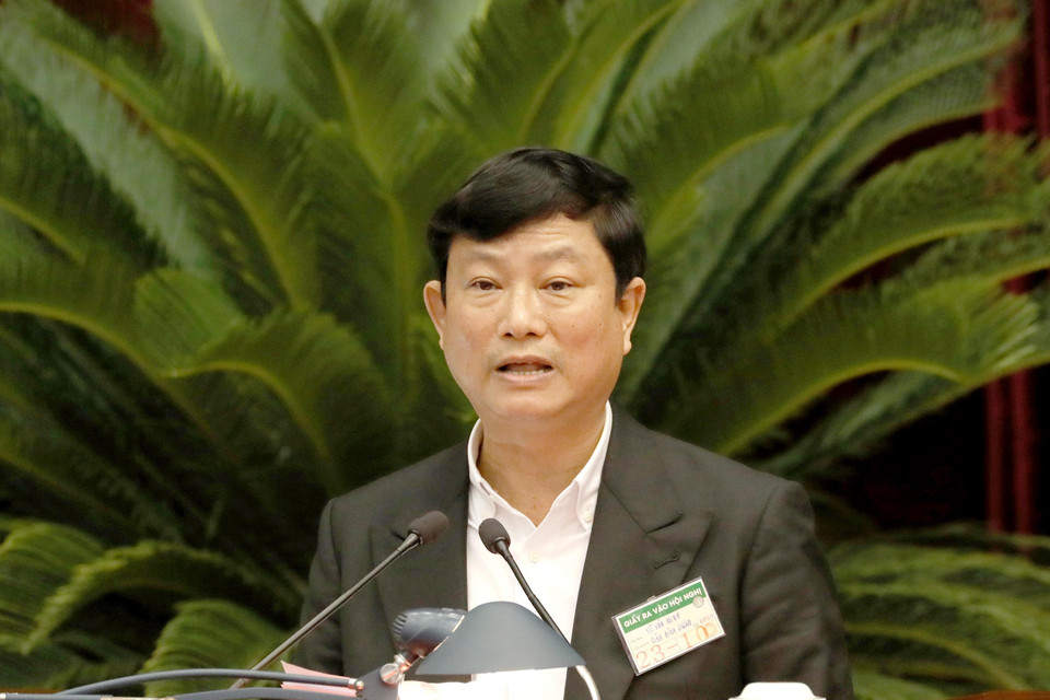 Ông Võ Văn Minh, Phó Bí thư Thường trực Tỉnh ủy Bình Dương trình bày tham luận tại hội nghị. (Ảnh: Phương Hoa/TTXVN)