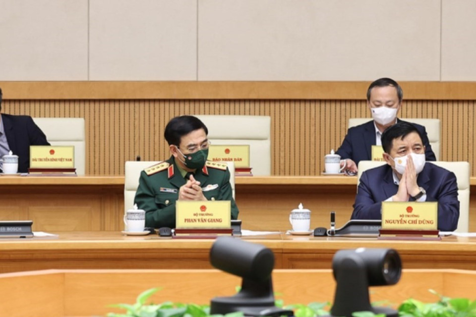 Đại diện các bộ, cơ quan thuộc Chính phủ tham dự phiên họp. (Ảnh: Dương Giang/TTXVN)