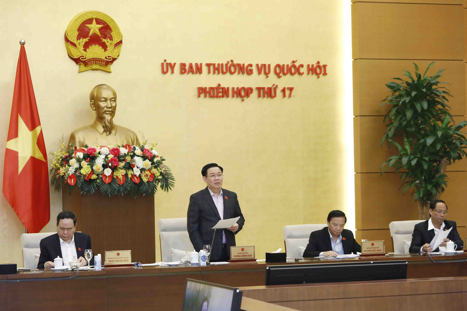 Phiên họp thứ 17 của Ủy ban Thường vụ Quốc hội nhằm tổng kết Kỳ họp thứ 4, Quốc hội khóa XV và cho ý kiến bước đầu về việc chuẩn bị kỳ họp bất thường lần thứ 2, Kỳ họp thứ 5 của Quốc hội. (Ảnh: An Đăng/TTXVN) 