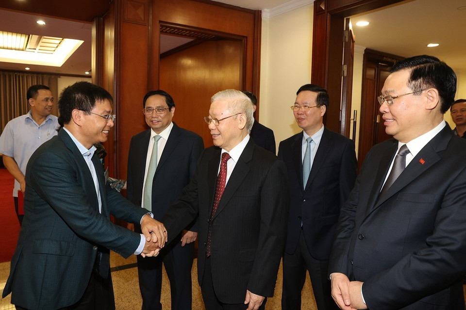 Tổng Bí thư Nguyễn Phú Trọng cùng các lãnh đạo Đảng, Nhà nước và đại biểu dự hội nghị. (Ảnh: Trí Dũng/TTXVN)