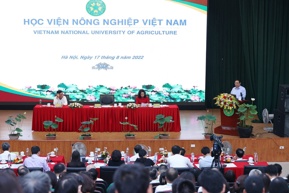 Toàn cảnh buổi làm việc của Thủ tướng Phạm Minh Chính với Học viện Nông nghiệp Việt Nam. (Ảnh: Dương Giang/TTXVN)