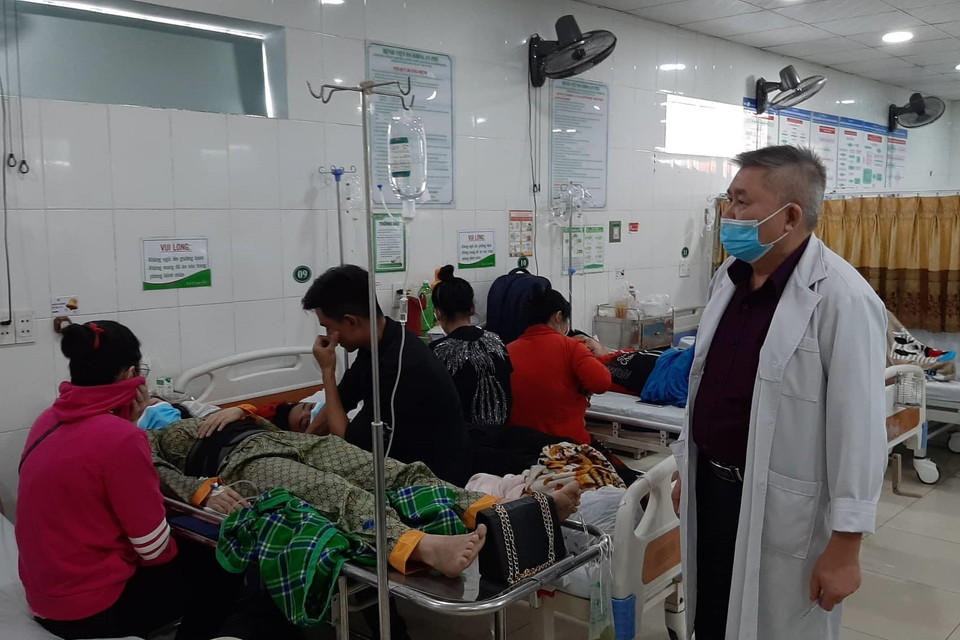 Các nạn nhân trong vụ cháy tại quán karaoke đang được điều trị tại bệnh viện. (Ảnh: Dương Trí Tưởng/TTXVN)