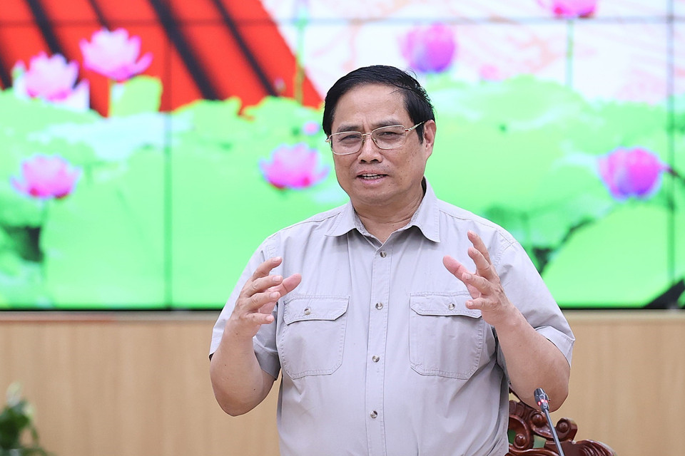 Thủ tướng Phạm Minh Chính làm việc với lãnh đạo chủ chốt thành phố Cần Thơ. (Ảnh: Dương Giang/TTXVN)