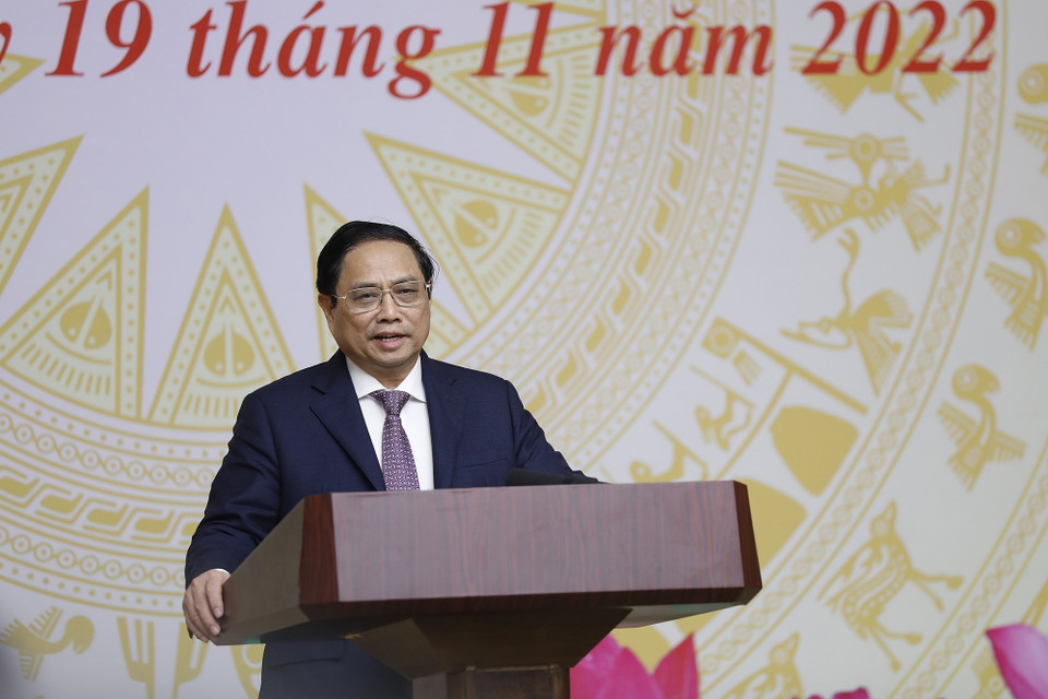 Thủ tướng Phạm Minh Chính phát biểu động viên, chúc mừng các nhà giáo. (Ảnh: Dương Giang/TTXVN)