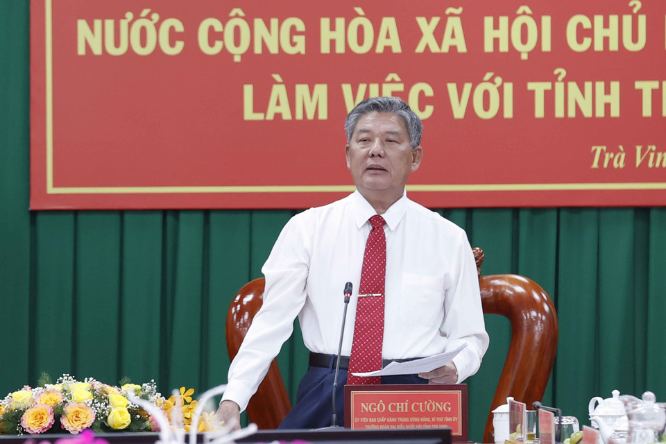 Ông Ngô Chí Cường, Ủy viên Trung ương Đảng, Bí thư Tỉnh ủy, Trưởng Đoàn đại biểu Quốc hội tỉnh Trà Vinh phát biểu. (Ảnh: Doãn Tấn/TTXVN)