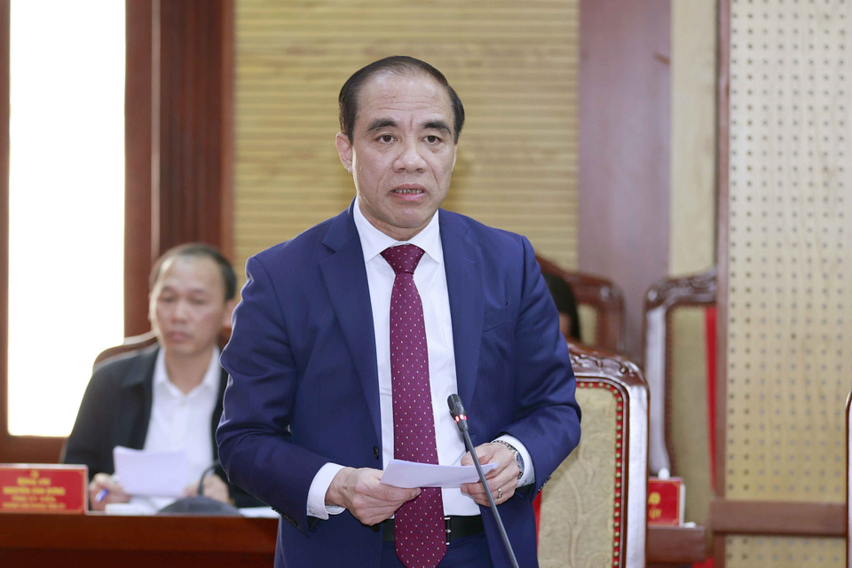 Ông Chẩu Văn Lâm, Ủy viên Trung ương Đảng, Bí thư Tỉnh ủy, Trưởng đoàn đại biểu Quốc hội tỉnh Tuyên Quang phát biểu. (Ảnh: Doãn Tấn/TTXVN)