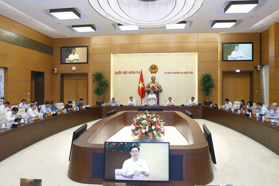 Sáng 15/8, tại Nhà Quốc hội, Chủ tịch Quốc hội Vương Đình Huệ phát biểu khai mạc phiên họp chuyên đề pháp luật tháng 8/2022 của Ủy ban Thường vụ Quốc hội. (Ảnh: Doãn Tấn/TTXVN)