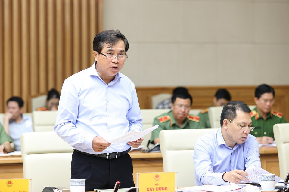 Thứ trưởng Bộ Xây dựng Lê Quang Hùng phát biểu. (Ảnh: Dương Giang/TTXVN)