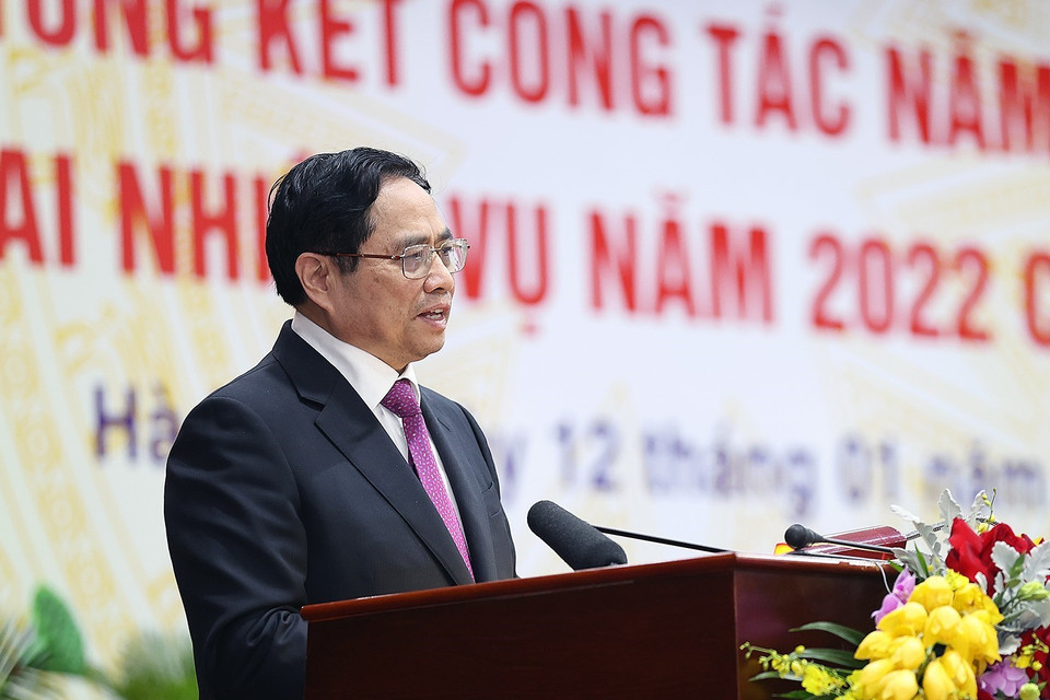 Hình ảnh Thủ tướng Phạm Minh Chính chỉ đạo hội nghị. (Ảnh: Dương Giang/TTXVN)