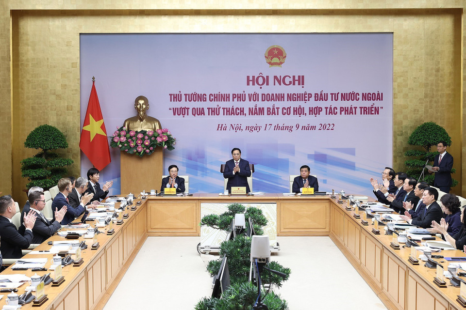 Thủ tướng Phạm Minh Chính chủ trì hội nghị. (Ảnh: Dương Giang/TTXVN)