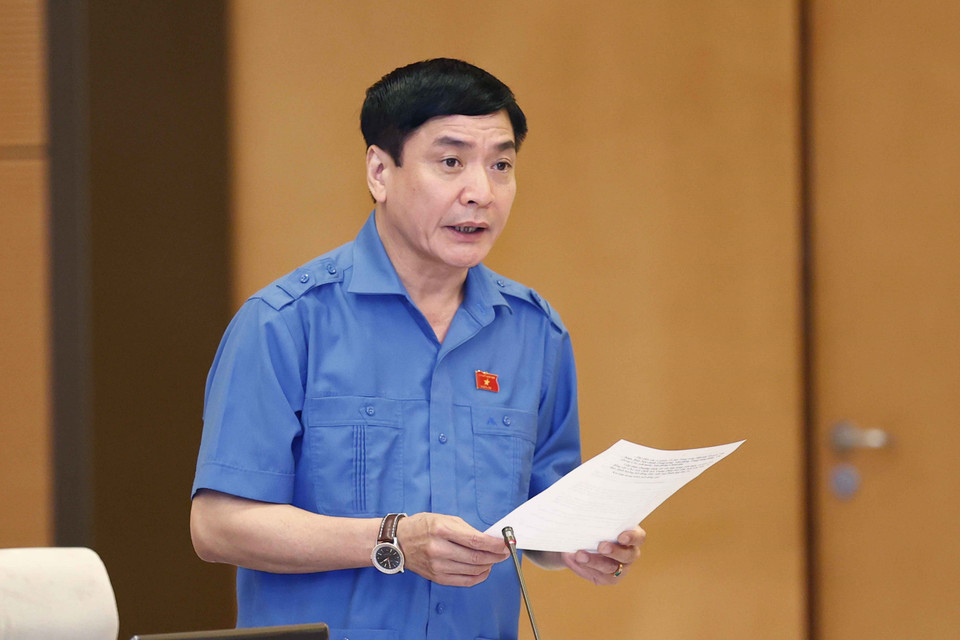 Tổng thư ký Quốc hội, Chủ nhiệm Văn phòng Quốc hội Bùi Văn Cường phát biểu. (Ảnh: Doãn Tấn/TTXVN)