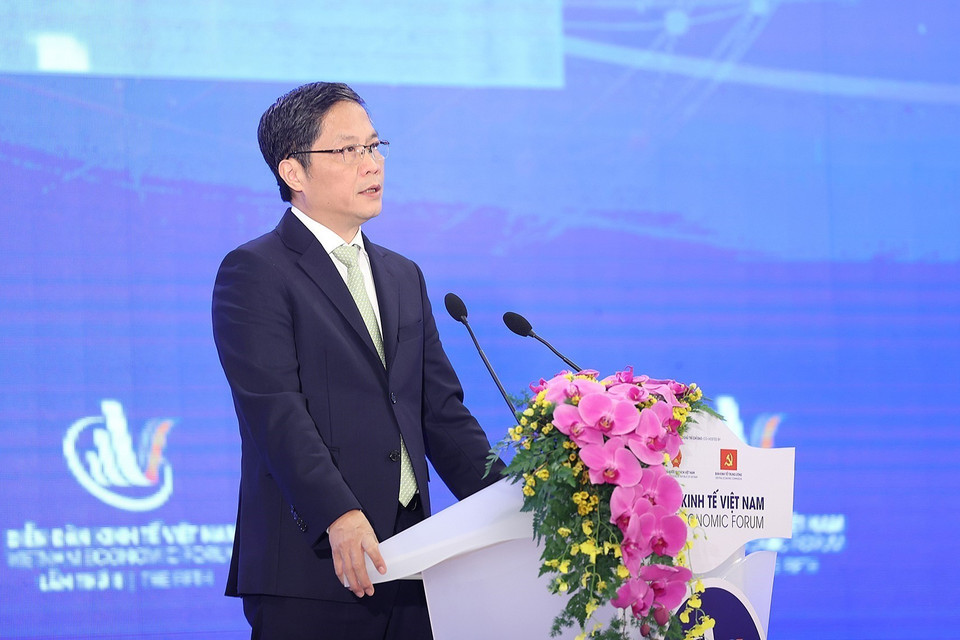 Trưởng Ban Kinh tế Trung ương Trần Tuấn Anh phát biểu. (Ảnh: Dương Giang/TTXVN)