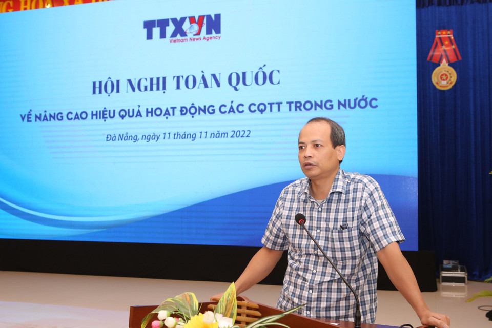 Phó Trưởng Ban Biên tập ảnh Nguyễn Quang Hải phát biểu tại hội nghị. (Ảnh: Trần Lê Lâm/TTXVN)