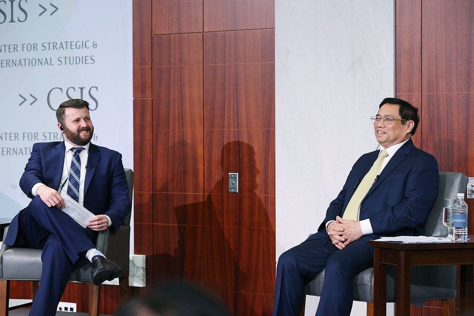Thủ tướng Phạm Minh Chính đối thoại với các chuyên gia, nhà nghiên cứu và các học giả tại Viện Nghiên cứu Chiến lược quốc tế Hoa Kỳ (CSIS). (Ảnh: Dương Giang/TTXVN)