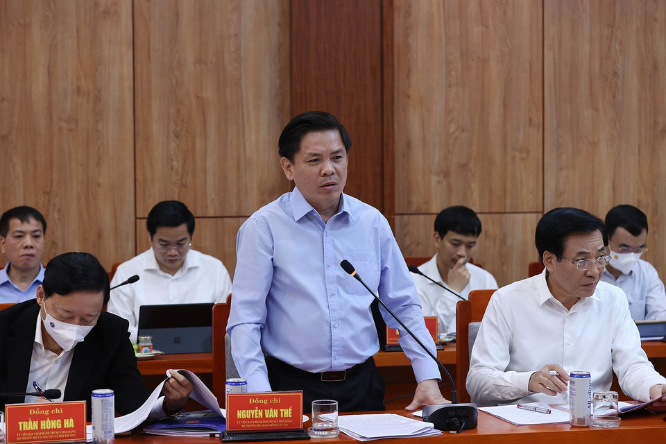 Bộ trưởng Bộ Giao thông và Vận tải Nguyễn Văn Thể phát biểu. (Ảnh: Dương Giang/TTXVN)