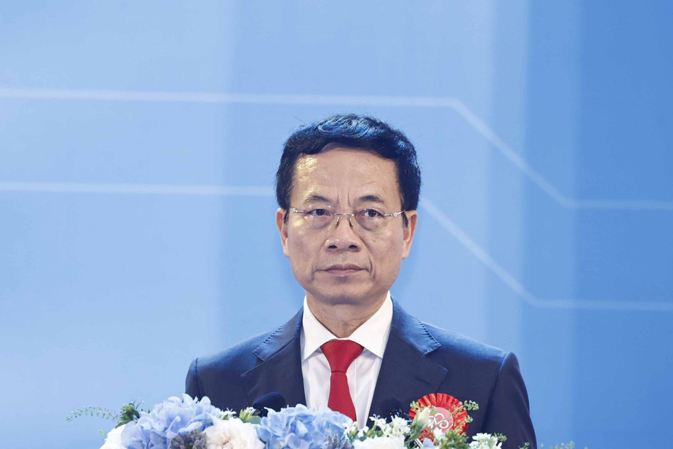 Bộ trưởng Bộ Thông tin và Truyền thông Nguyễn Mạnh Hùng phát biểu tại Lễ khai trương Trung tâm dữ liệu CMC Tân Thuận. (Ảnh: Thống Nhất/TTXVN)