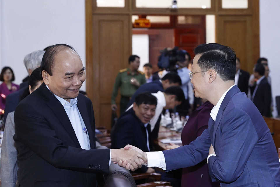 Sáng 12/11, tại thành phố Lai Châu, Chủ tịch nước Nguyễn Xuân Phúc làm việc với Ban Thường vụ Tỉnh ủy Lai Châu. (Ảnh: Thống Nhất/TTXVN)