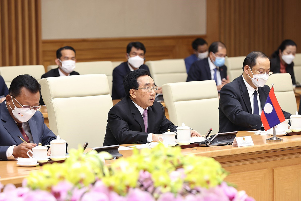 Thủ tướng Lào Phankham Viphavanh phát biểu tại cuộc hội đàm. (Ảnh: Dương Giang/TTXVN)