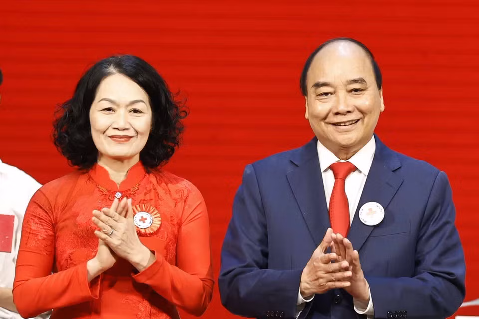 Chủ tịch nước Nguyễn Xuân Phúc được suy tôn là Chủ tịch danh dự Hội Chữ thập Đỏ Việt Nam. (Ảnh: Thống Nhất/TTXVN)
