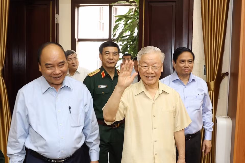 Tổng Bí thư Nguyễn Phú Trọng, Chủ tịch nước Nguyễn Xuân Phúc, Thủ tướng Chính phủ Phạm Minh Chính đến dự hội nghị. (Ảnh: Trí Dũng/TTXVN)