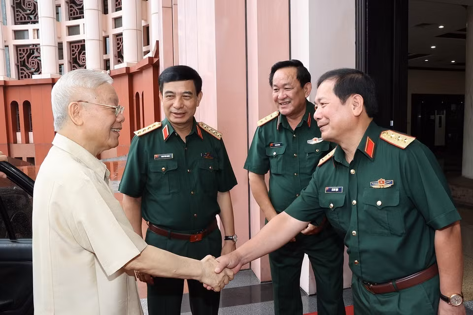 Tổng Bí thư Nguyễn Phú Trọng với đại biểu dự hội nghị. (Ảnh: Trí Dũng/TTXVN)