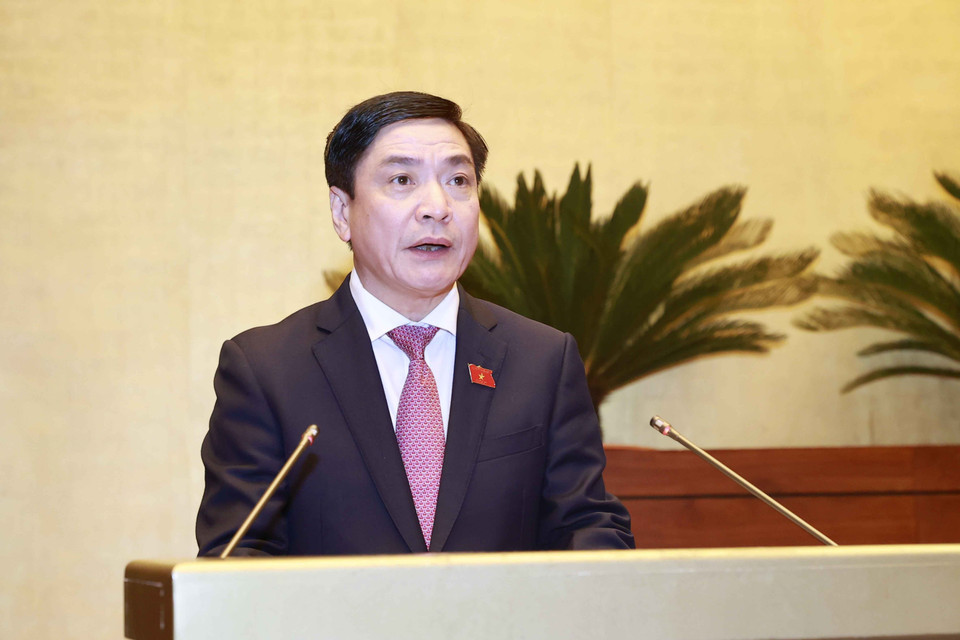 Tổng Thư ký Quốc hội Bùi Văn Cường tuyên bố lý do, giới thiệu đại biểu tham dự kỳ họp. (Ảnh: Doãn Tấn/TTXVN)