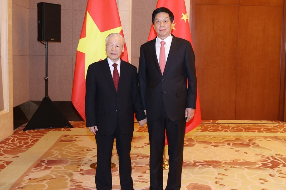 Tổng Bí thư Nguyễn Phú Trọng hội kiến Chủ tịch Quốc hội Trung Quốc Lật Chiến Thư. (Ảnh: Trí Dũng/TTXVN)