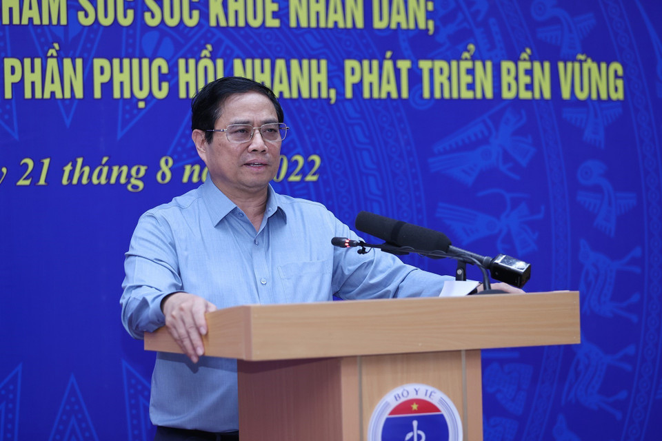 Hình ảnh Thủ tướng Phạm Minh Chính phát biểu kết luận hội nghị. (Ảnh: Dương Giang/TTXVN)