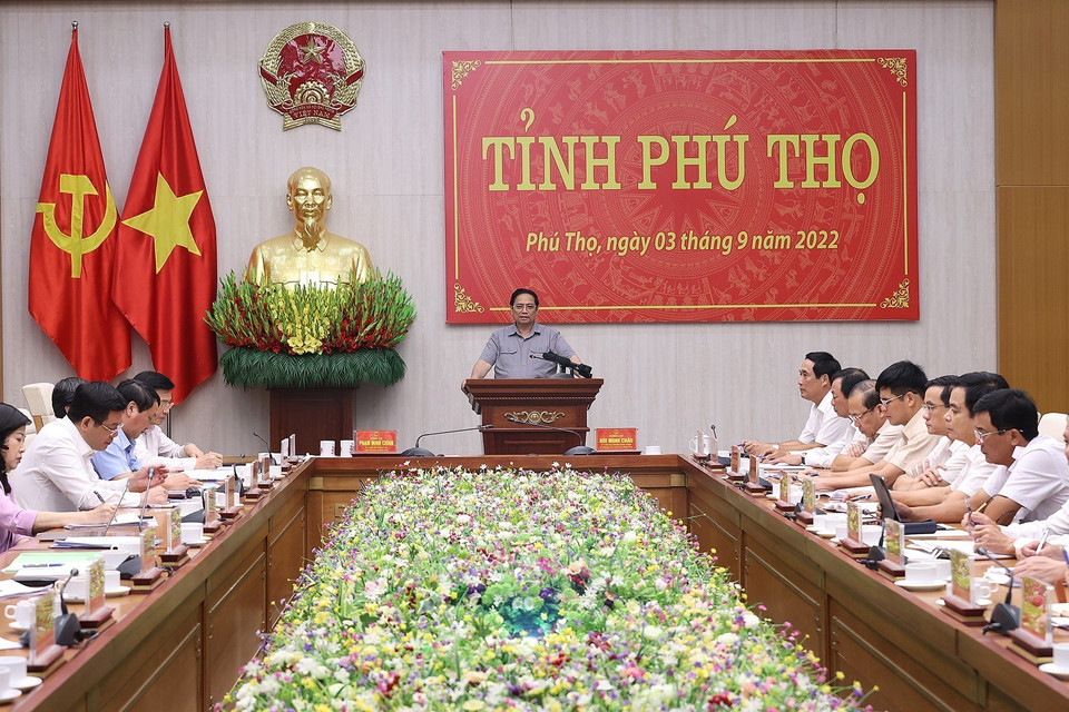 Thủ tướng Phạm Minh Chính kết luận buổi làm việc với Ban Thường vụ Tỉnh ủy Phú Thọ. (Ảnh: Dương Giang/TTXVN)