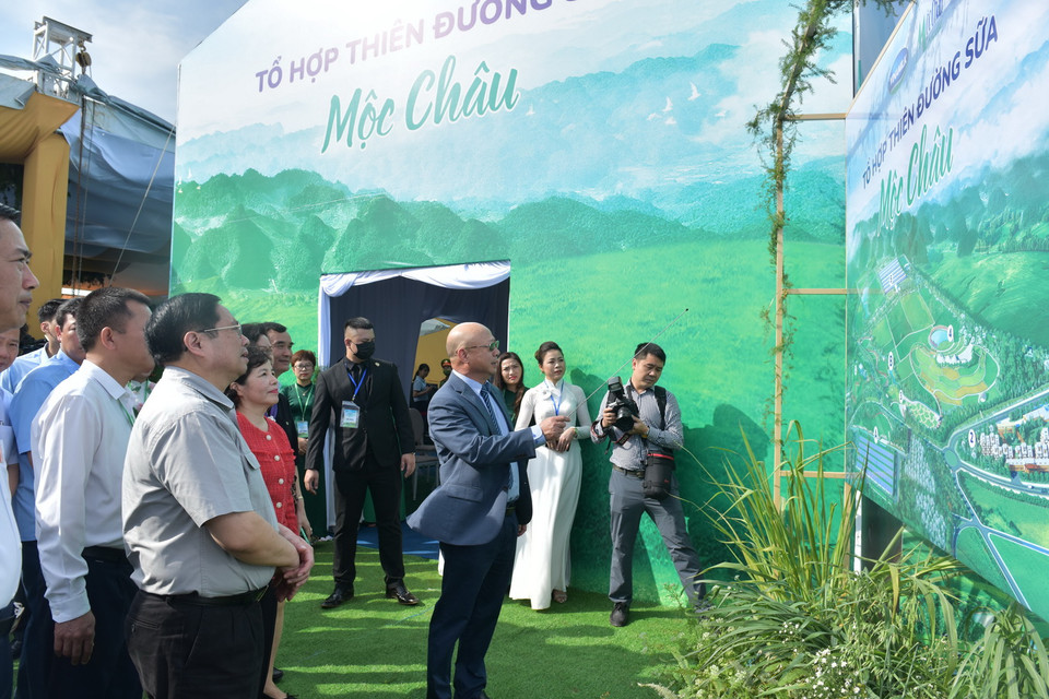 Đây là một trong những dự án về nông nghiệp công nghệ cao có quy mô đầu tư lớn nhất từ trước đến nay và cũng là mô hình 'thiên đường sữa' đầu tiên được Vinamilk và Mộc Châu Milk được giới thiệu tại Việt Nam. 