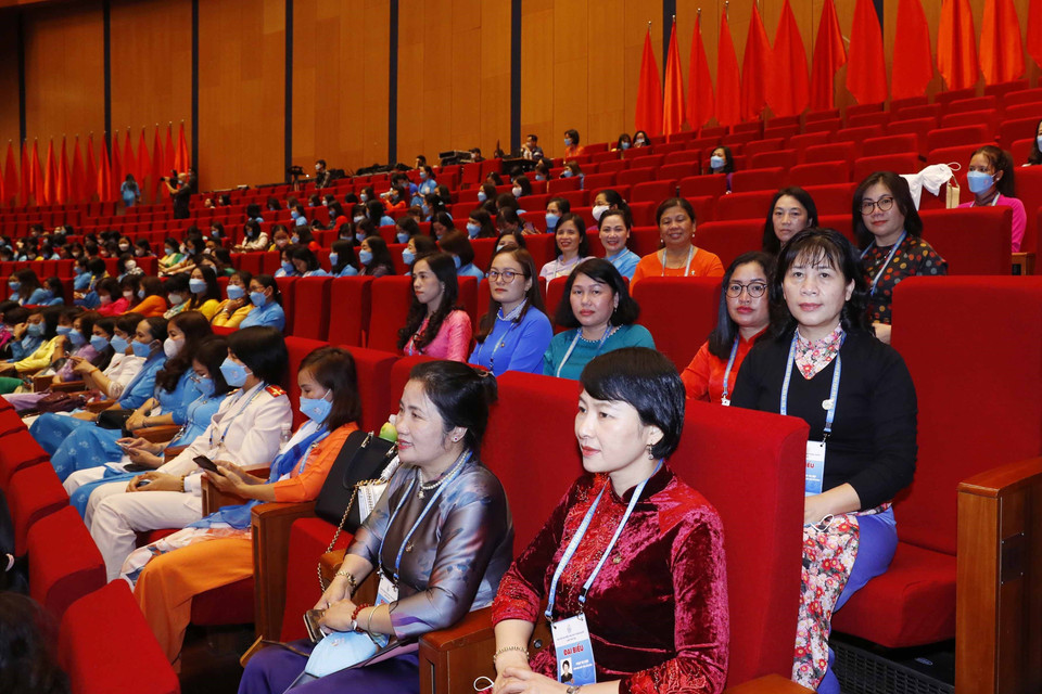 Đoàn đại biểu phụ nữ tỉnh Lâm Đồng dự Đại hội. (Ảnh: Phương Hoa/TTXVN)