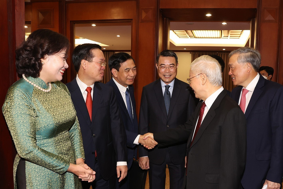  Tổng Bí thư Nguyễn Phú Trọng và các lãnh đạo Đảng, Nhà nước cùng các đại biểu dự phiên khai mạc hội nghị. (Ảnh: Trí Dũng/TTXVN)