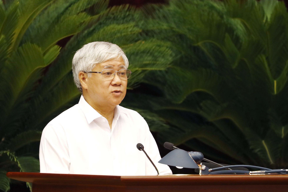 Ông Đỗ Văn Chiến, Bí thư Trung ương Đảng, Chủ tịch Ủy ban Trung ương Mặt trận Tổ quốc Việt Nam tham luận tại hội nghị. (Ảnh: Phương Hoa/TTXVN)