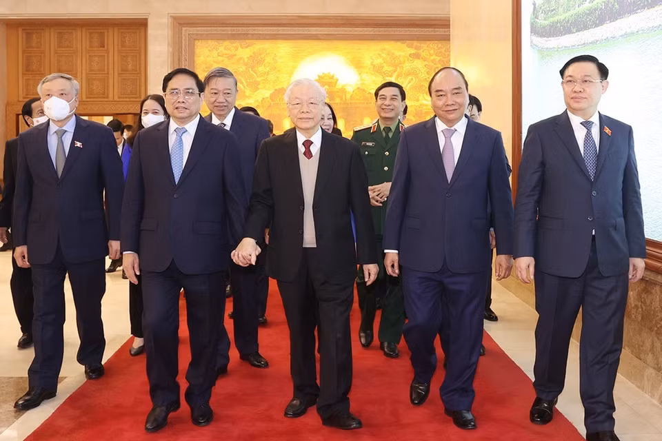 Tổng Bí thư Nguyễn Phú Trọng cùng các lãnh đạo Đảng, Nhà nước và đại biểu đến dự hội nghị. (Ảnh: Trí Dũng/TTXVN)