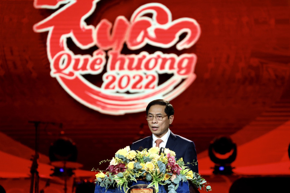 Bộ trưởng Bộ Ngoại giao Bùi Thanh Sơn phát biểu khai mạc. (Ảnh: Lâm Khánh/TTXVN)