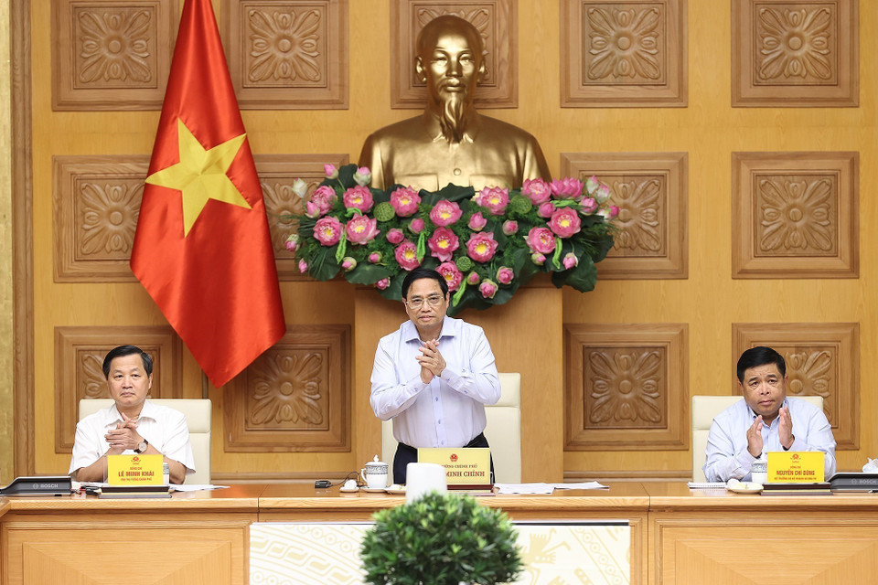  Thủ tướng Phạm Minh Chính chủ trì buổi làm việc với các bộ, ngành, cơ quan và một số chuyên gia, nhà khoa học, tổ chức quốc tế. (Ảnh: Dương Giang/TTXVN) 