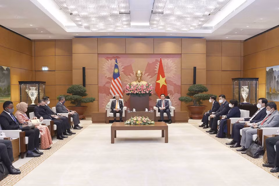 Chủ tịch Quốc hội Vương Đình Huệ tiếp Thủ tướng Malaysia Dato’ Sri Ismail Sabri bin Yaakob thăm chính thức Việt Nam.(Ảnh: Doãn Tấn/TTXVN)
