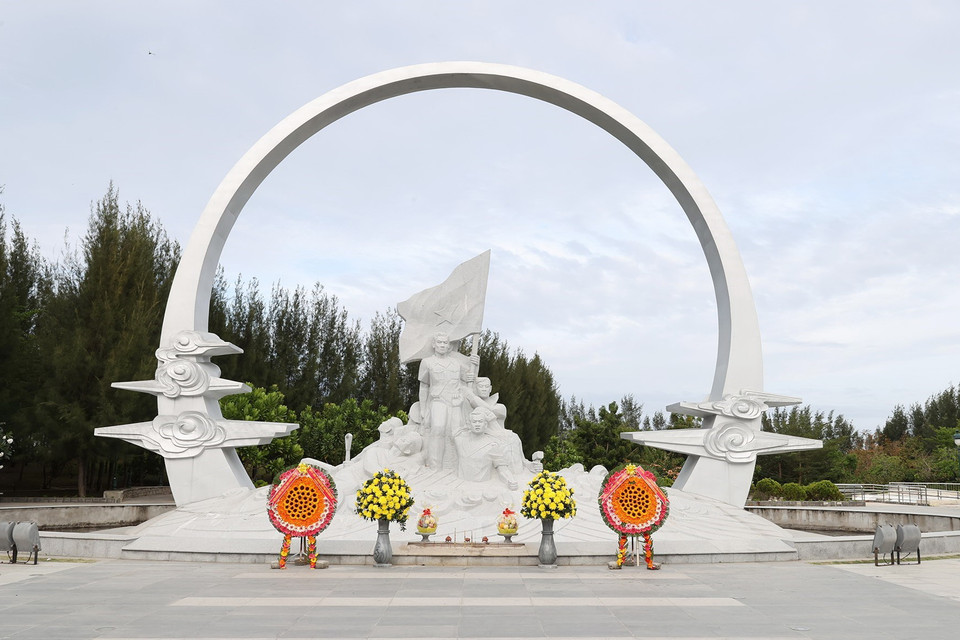 Khu tưởng niệm các chiến sỹ Gạc Ma. (Ảnh: Dương Giang/TTXVN)