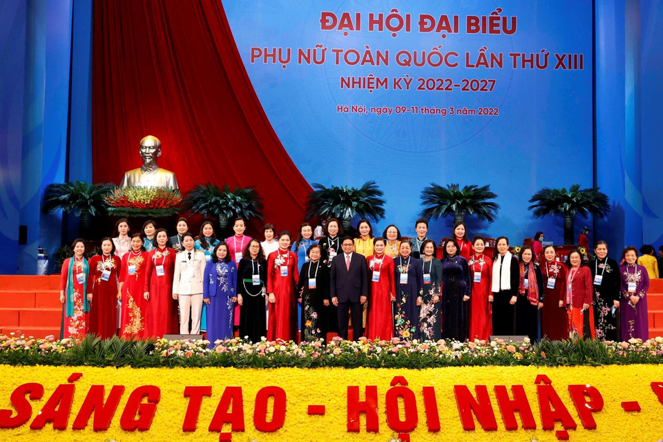 Thủ tướng Phạm Minh Chính với các đại biểu dự Đại hội. (Ảnh: Thống Nhất/TTXVN)