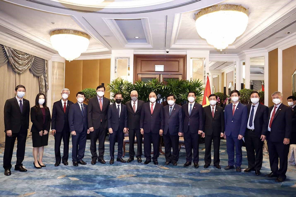 Chủ tịch nước Nguyễn Xuân Phúc tiếp ông Wong Kin Yin, Chủ tịch kiêm Tổng Giám đốc Tập đoàn Sembcorp. (Ảnh: Thống Nhất/TTXVN)