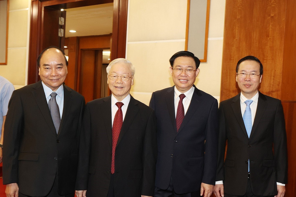 Tổng Bí thư Nguyễn Phú Trọng và các lãnh đạo Đảng, Nhà nước đến dự hội nghị. (Ảnh: Trí Dũng/TTXVN)