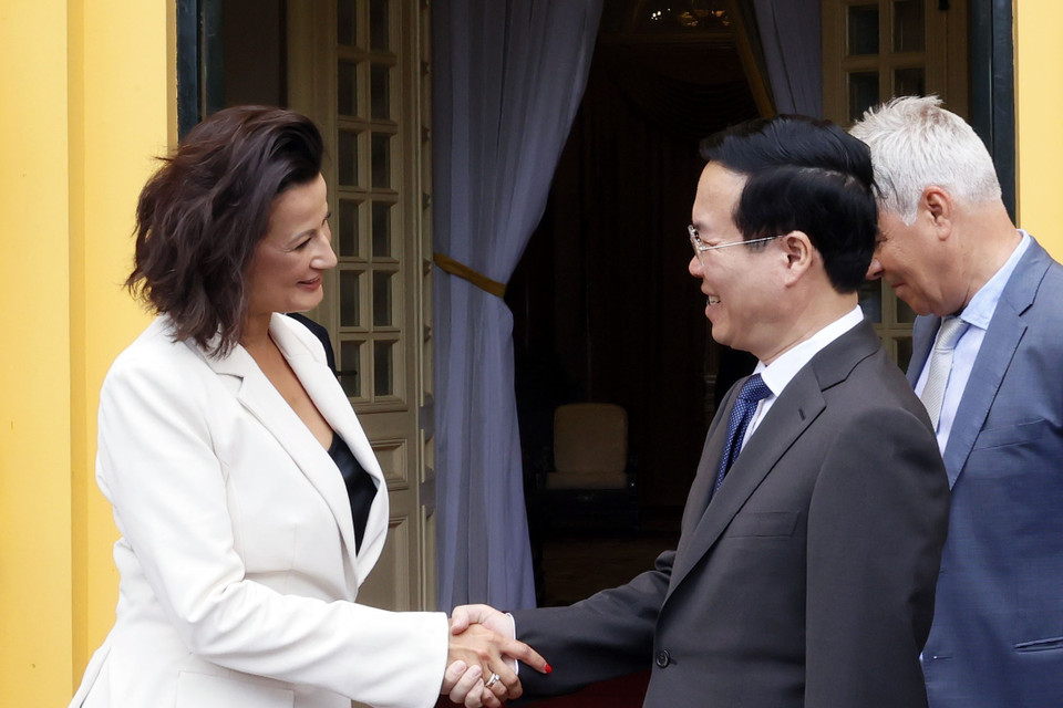 Chủ tịch nước Võ Văn Thưởng tiếp Chủ tịch Thượng viện Bỉ Stephanie D’Hose. (Ảnh: Thống Nhất/TTXVN)