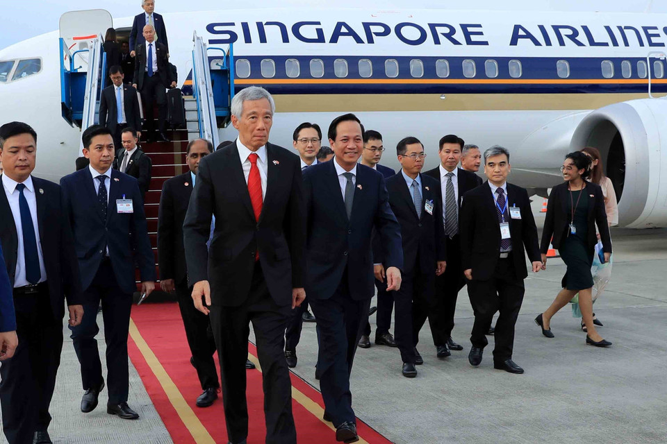 Lễ đón Thủ tướng nước Cộng hòa Singapore Lý Hiển Long tại Sân bay Quốc tế Nội Bài. (Ảnh: An Đăng/TTXVN)