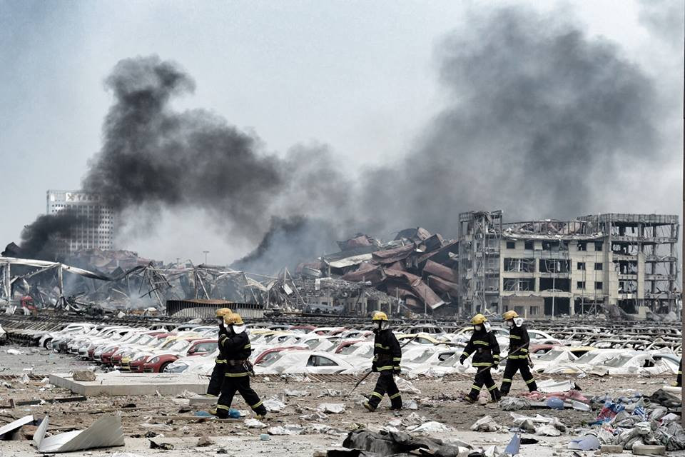 Lực lượng cứu hỏa Thiên Tân cũng bị thiệt hại nặng trong vụ này, với 21 người chết và mất tích. (Nguồn: CCTV)