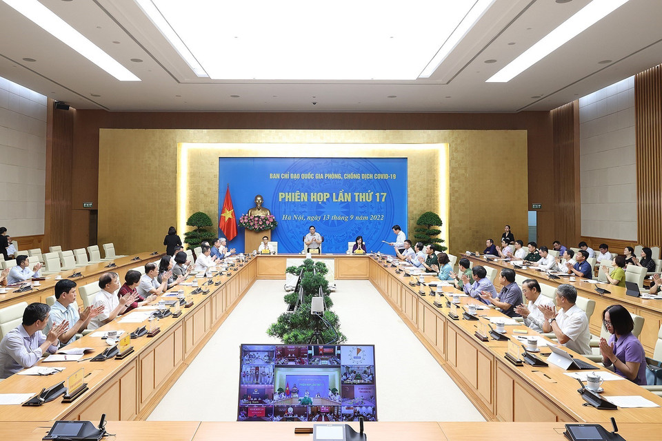 Quang cảnh phiên họp lần thứ 17 Ban Chỉ đạo quốc gia phòng, chống dịch COVID-19. (Ảnh: Dương Giang/TTXVN)