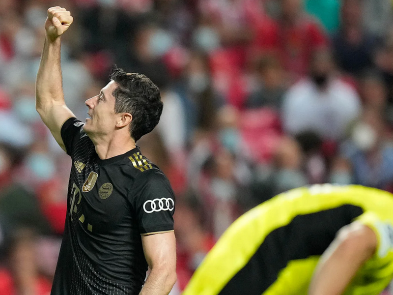 Robert Lewandowski đã trở thành cầu thủ đầu tiên thắng 19 trận liên tiếp tại đấu trường Champions League. (Nguồn: Fcb.com)