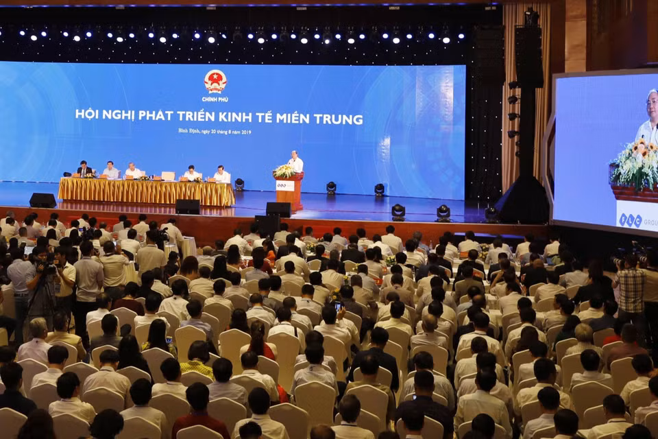Thủ tướng Nguyễn Xuân Phúc phát biểu tại hội nghị. (Ảnh: Thống Nhất/TTXVN)
