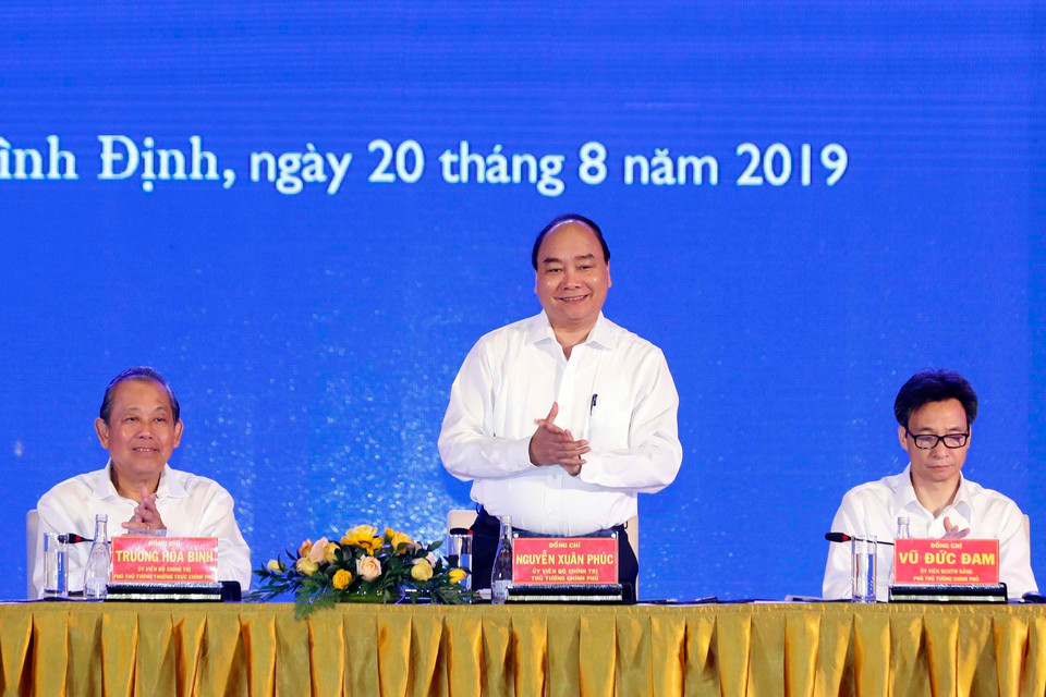 Thủ tướng Nguyễn Xuân Phúc phát biểu tại hội nghị. (Ảnh: Thống Nhất/TTXVN)