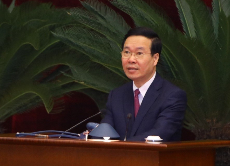 Thường trực Ban Bí thư Võ Văn Thưởng báo cáo tại hội nghị. (Ảnh: Văn Điệp/TTXVN)